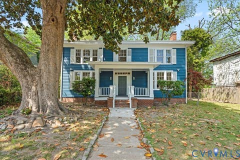 Photo of 223 Franklin Street, Petersburg, VA 23803 (MLS # 2621083)