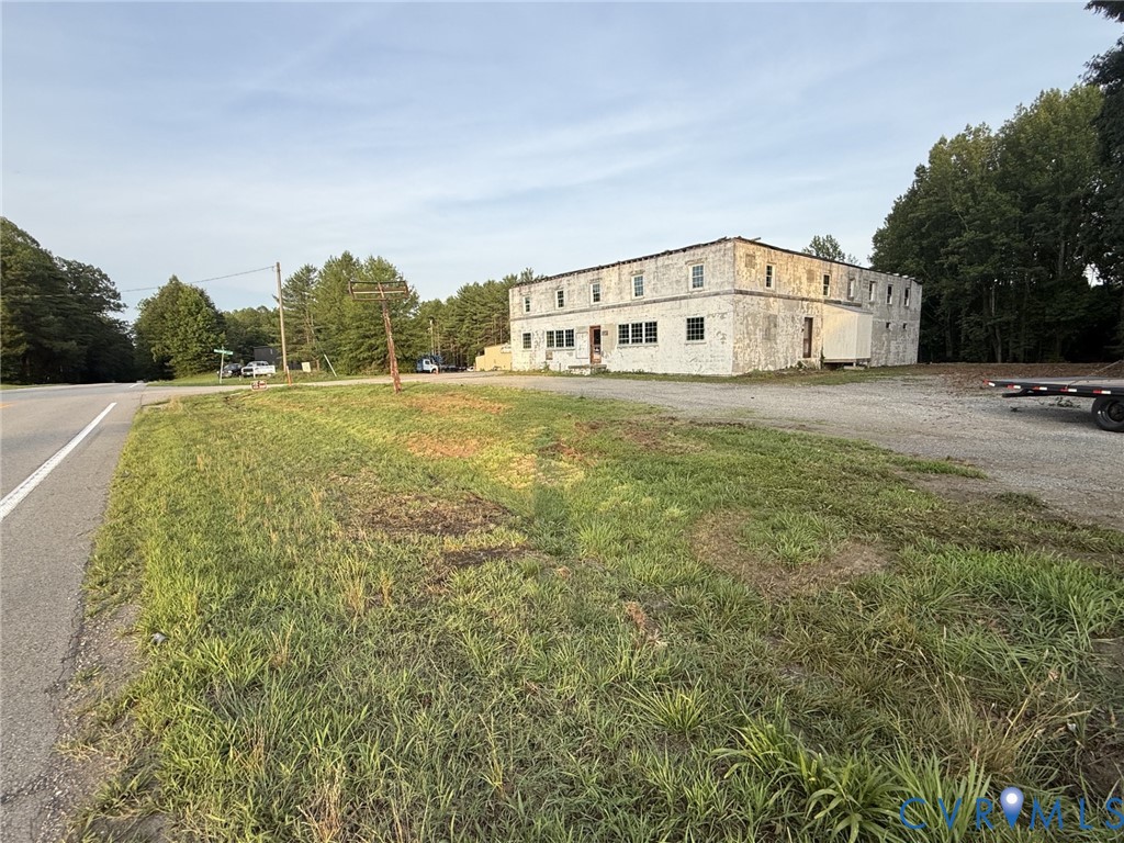 6271 Anderson Highway