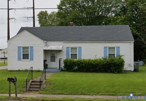 Photo of 312 S Mesa Drive, Hopewell, VA 23860 (MLS # 2624232)