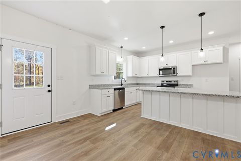 Tiny photo for 5888 Cartersville Road, New Canton, VA 23123 (MLS # 2532211)