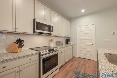 Tiny photo for 12109 Oxford Landing Drive #104, Glen Allen, VA 23059 (MLS # 2606605)