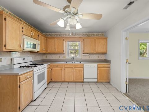 Tiny photo for 10713 Hamlin Way, Chester, VA 23831 (MLS # 2609622)