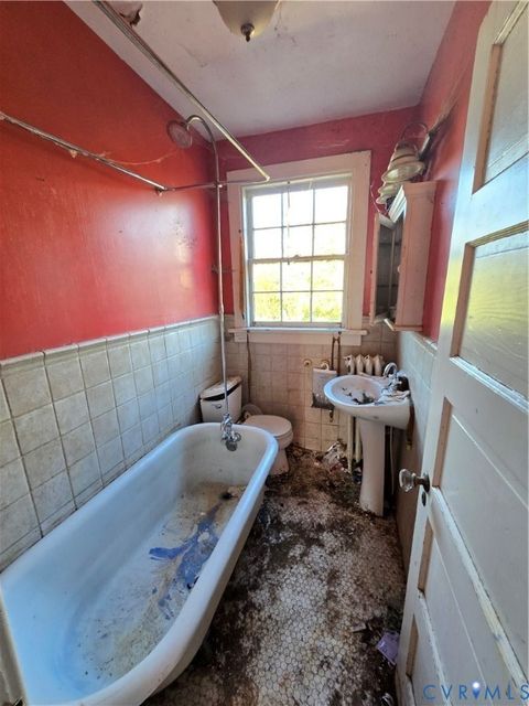 Tiny photo for 2618 Grayland Avenue, Richmond, VA 23220 (MLS # 2532417)