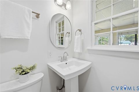 Tiny photo for 323 Washington Avenue, Colonial Heights, VA 23834 (MLS # 2609280)