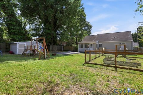 Tiny photo for 323 Washington Avenue, Colonial Heights, VA 23834 (MLS # 2609280)