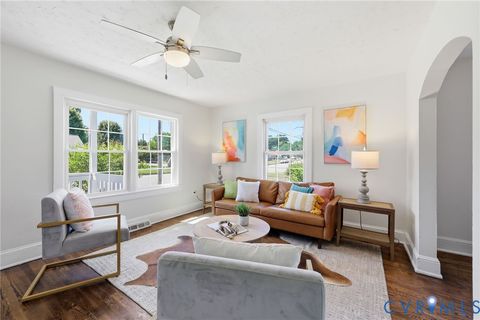 Tiny photo for 323 Washington Avenue, Colonial Heights, VA 23834 (MLS # 2609280)