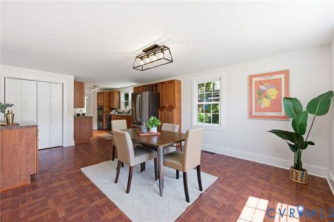 Tiny photo for 323 Washington Avenue, Colonial Heights, VA 23834 (MLS # 2609280)