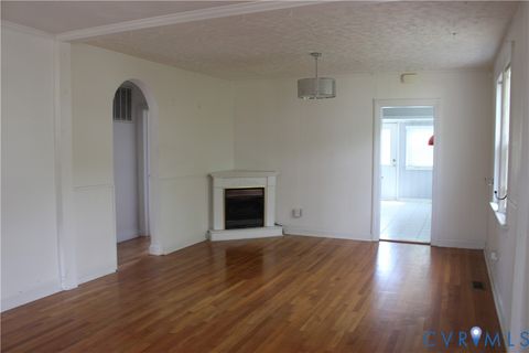 Tiny photo for 710 Colonial Avenue, Colonial Heights, VA 23834 (MLS # 2612334)