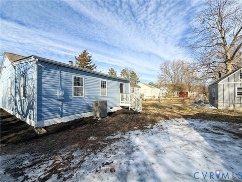 Tiny photo for 2606 Richmond Street, Hopewell, VA 23860 (MLS # 2603266)