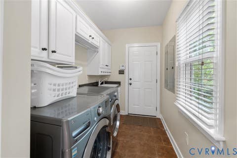 Tiny photo for 12112 Blairmont Court, Glen Allen, VA 23059 (MLS # 2620122)