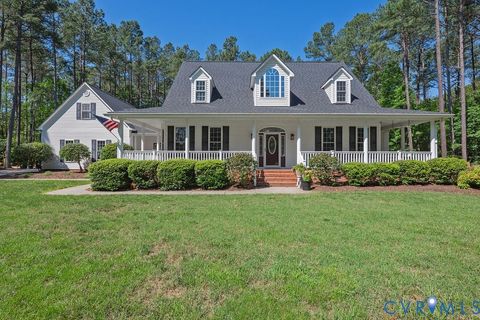 Photo of 12421 Loblolly Drive, Amelia Courthouse, VA 23002 (MLS # 2614999)