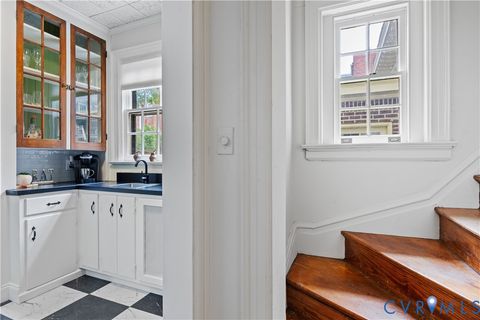 Tiny photo for 1220 W Franklin Street, Richmond, VA 23220 (MLS # 2605940)