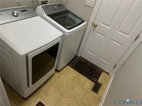 Tiny photo for 1613 Denby Way, Midlothian, VA 23114 (MLS # 2617849)