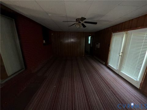 Tiny photo for 1121 E Booker Circle, Petersburg, VA 23803 (MLS # 2618415)