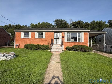 Photo of 1121 E Booker Circle, Petersburg, VA 23803 (MLS # 2618415)