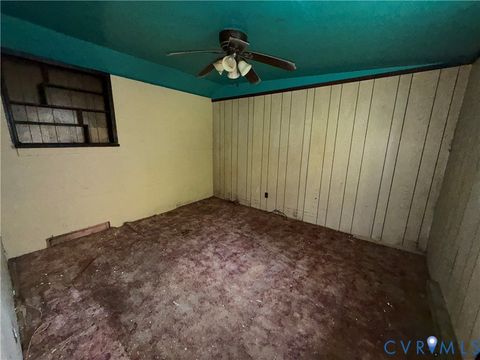 Tiny photo for 1121 E Booker Circle, Petersburg, VA 23803 (MLS # 2618415)