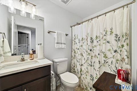 Tiny photo for 414 Campbell Street, Staunton, VA 24401 (MLS # 2529315)