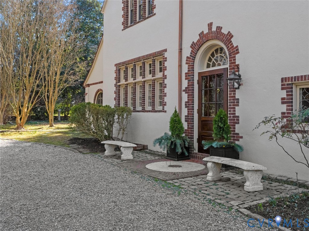 1214 Rothesay Circle