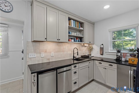Tiny photo for 1504 Nottoway Avenue, Richmond, VA 23227 (MLS # 2627877)
