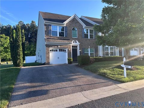 Photo of 10312 Colony Bee Place, Mechanicsville, VA 23116 (MLS # 2611036)
