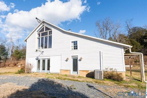 Tiny photo for 1208 Manteo Road, Buckingham, VA 23921 (MLS # 2605212)