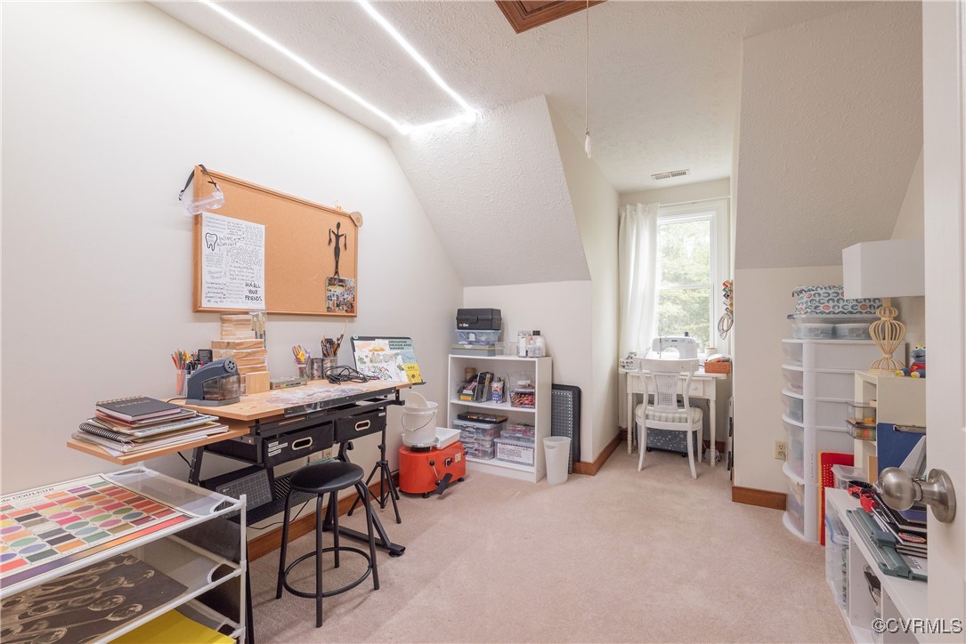 Powhatan, Virginia 23139, United States, 4 Bedrooms Bedrooms, ,5 BathroomsBathrooms,Residential,Pending,119143