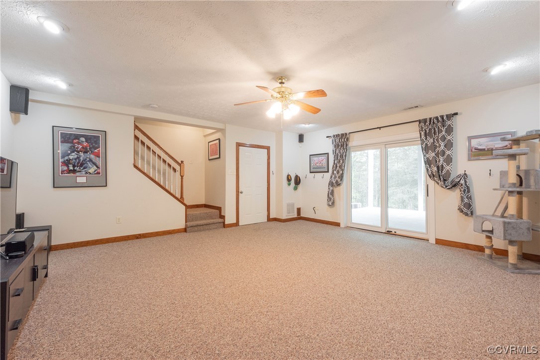 Powhatan, Virginia 23139, United States, 4 Bedrooms Bedrooms, ,5 BathroomsBathrooms,Residential,Pending,119143