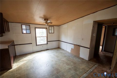 Tiny photo for 1021 Kendrick Street, South Boston, VA 24592 (MLS # 2606755)