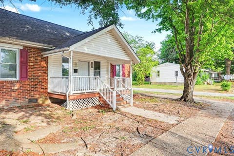 Tiny photo for 601 N 5th Avenue, Hopewell, VA 23860 (MLS # 2623487)