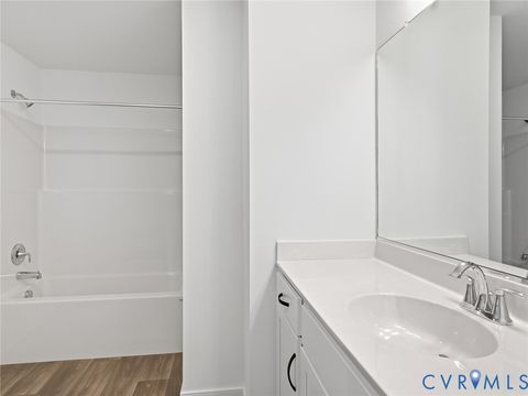 Tiny photo for 16200 Dogwood Tree Court, Chesterfield, VA 23832 (MLS # 2521284)