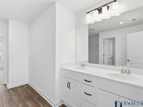 Tiny photo for 16200 Dogwood Tree Court, Chesterfield, VA 23832 (MLS # 2521284)