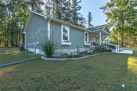 Tiny photo for 65 Seagull Court, Montross, VA 22520 (MLS # 2627693)