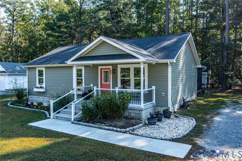 Tiny photo for 65 Seagull Court, Montross, VA 22520 (MLS # 2627693)