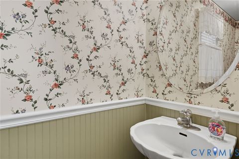 Tiny photo for 3420 Osborne Road, Chester, VA 23831 (MLS # 2533868)