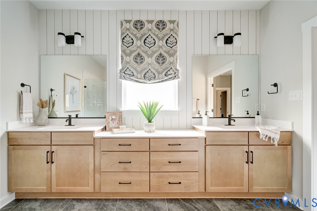 16006 Canoe Pointe Loop 17-4