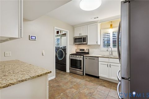 Tiny photo for 2 Coffman Circle, Hampton, VA 23669 (MLS # 2602721)