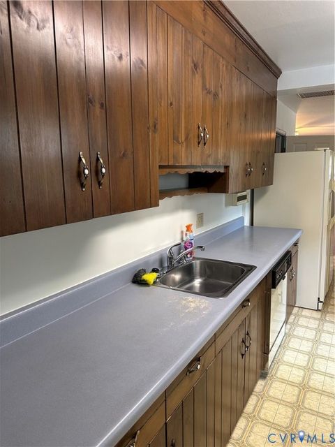 Tiny photo for 2208 Grant Street, Hopewell, VA 23860 (MLS # 2612358)