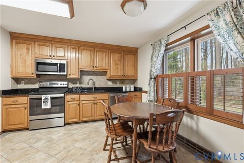 Tiny photo for 1014 Germar Court, Colonial Heights, VA 23834 (MLS # 2532203)