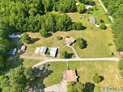 Tiny photo for 1285 Winningham Road RD, Crewe, VA 23930 (MLS # 2615438)