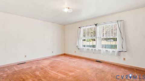 Tiny photo for 1285 Winningham Road RD, Crewe, VA 23930 (MLS # 2615438)