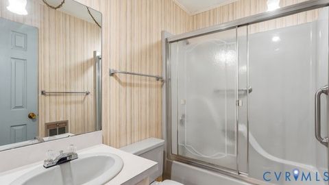 Tiny photo for 1285 Winningham Road RD, Crewe, VA 23930 (MLS # 2615438)