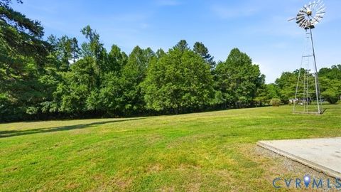 Tiny photo for 1285 Winningham Road RD, Crewe, VA 23930 (MLS # 2615438)