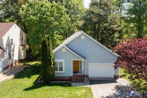 Photo of 14919 Featherchase Drive, Chesterfield, VA 23832 (MLS # 2611091)