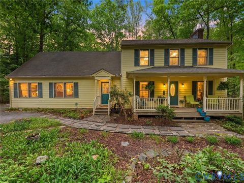 Photo of 2741 Ridgeview Road, Powhatan, VA 23139 (MLS # 2611034)