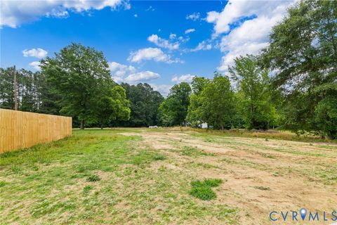Tiny photo for 430 Cifers Lane, Emporia, VA 23847 (MLS # 2617583)