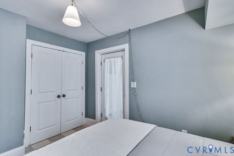 Tiny photo for 209 Broadway, Irvington, VA 22480 (MLS # 2616692)