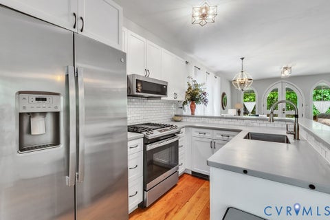 Tiny photo for 209 Broadway, Irvington, VA 22480 (MLS # 2616692)