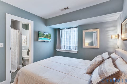 Tiny photo for 209 Broadway, Irvington, VA 22480 (MLS # 2616692)