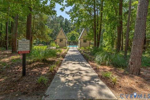 Tiny photo for 209 Broadway, Irvington, VA 22480 (MLS # 2616692)