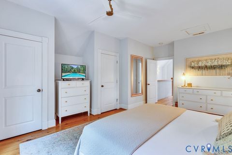 Tiny photo for 209 Broadway, Irvington, VA 22480 (MLS # 2616692)